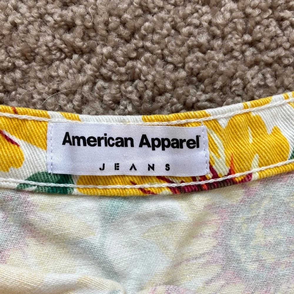 American Apparel Sunflower Print Jean Style Mini Skirt Size Small - Picture 3 of 9